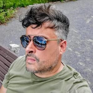 Meet your Posher, Cedrick